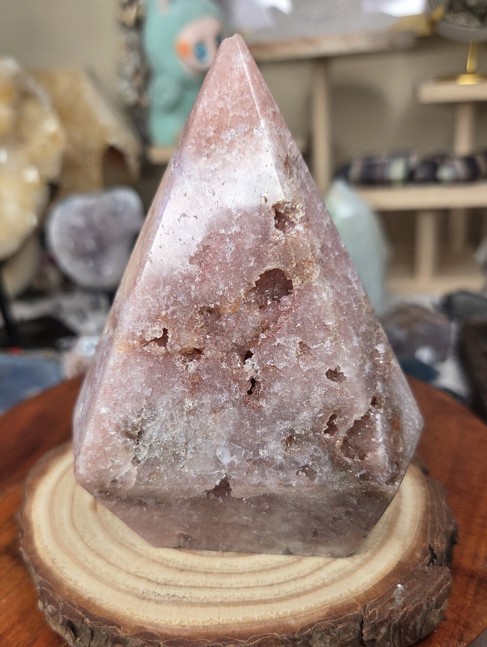 Pink Amethsyt Pyramid